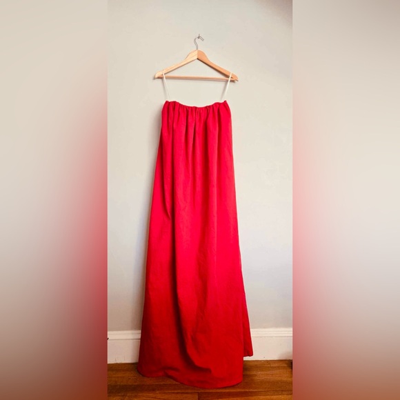 Sold HELSA crinkle pleated gown-sold out everywhere - Picture 10 of 13